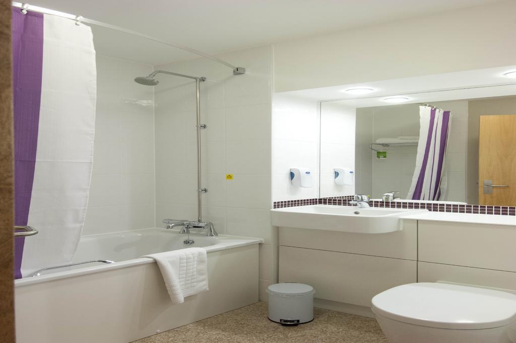 Premier Inn Liverpool Albert Dock Eksteriør billede